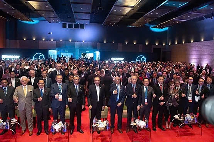 Vietnam seeks to attract investment in strategic technology sectors at SEMICON SEA 2025